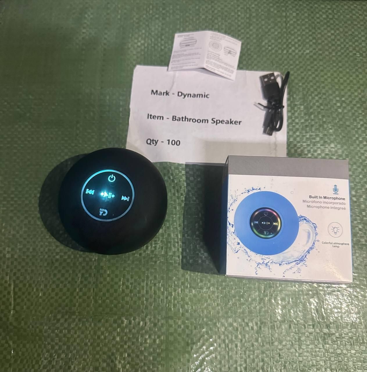 FKLBBLPM Large Suction Cup Waterproof Bluetooth Speaker LED Light Light Waterproof Bathroom Bluetooth Speaker (Black)